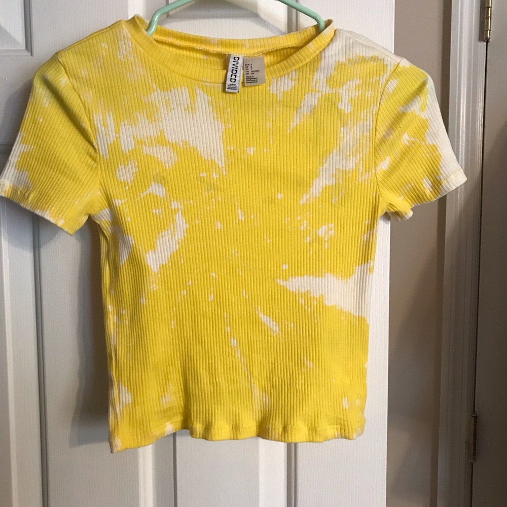 Bleach yellow cropped t shirt